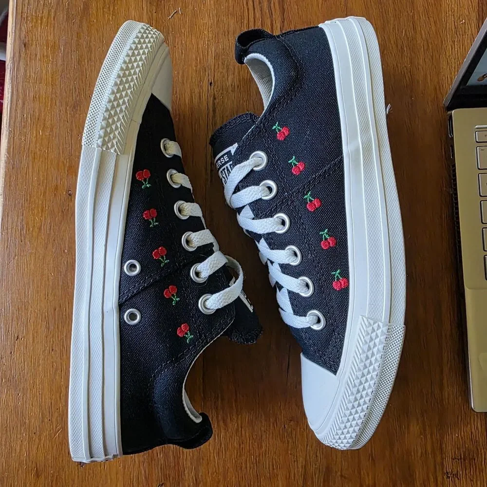 Converse Chuck Taylor All Star Madison Low Black Embroidered Cherries Size 7